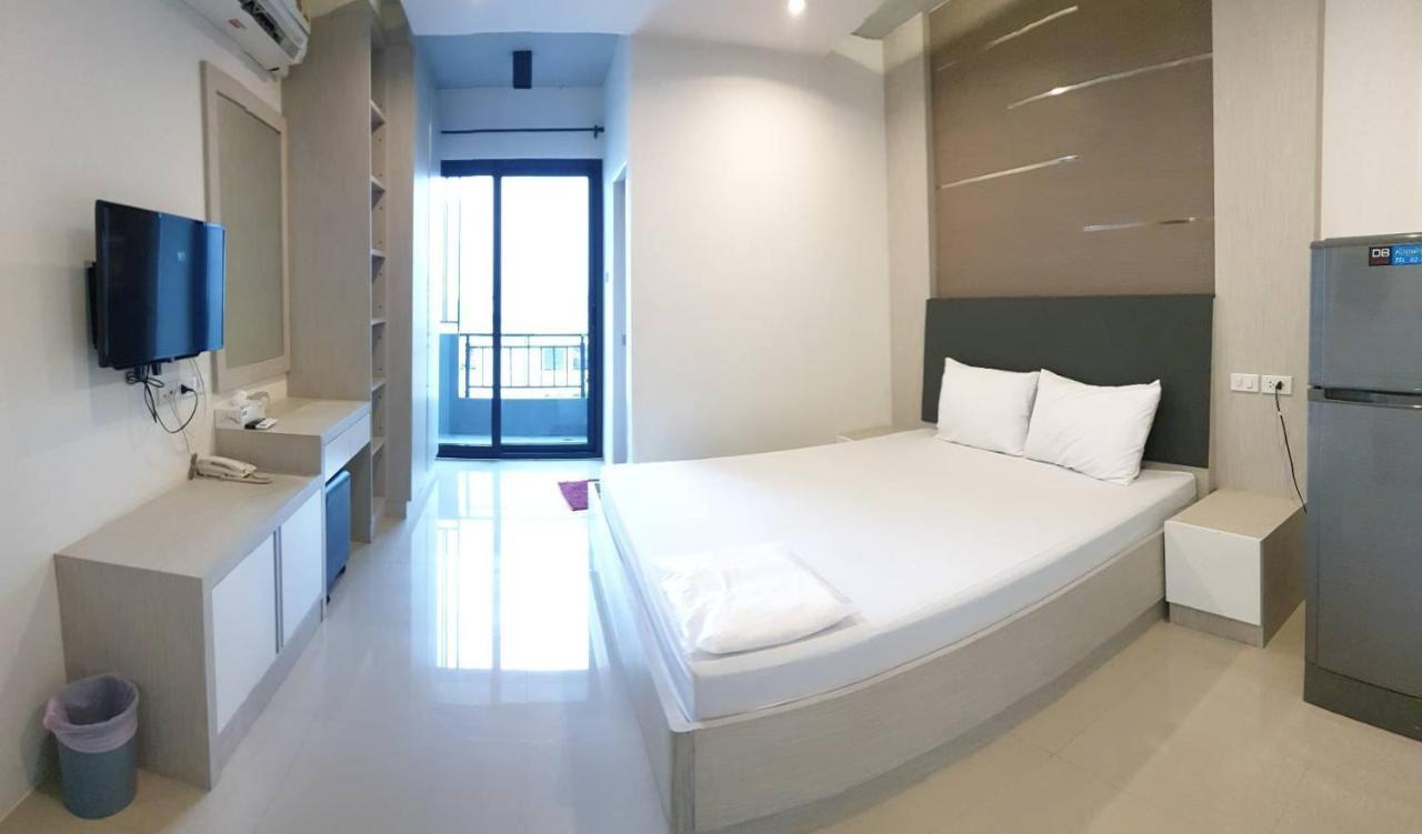 Db Plus 2 Bangkok Exterior photo